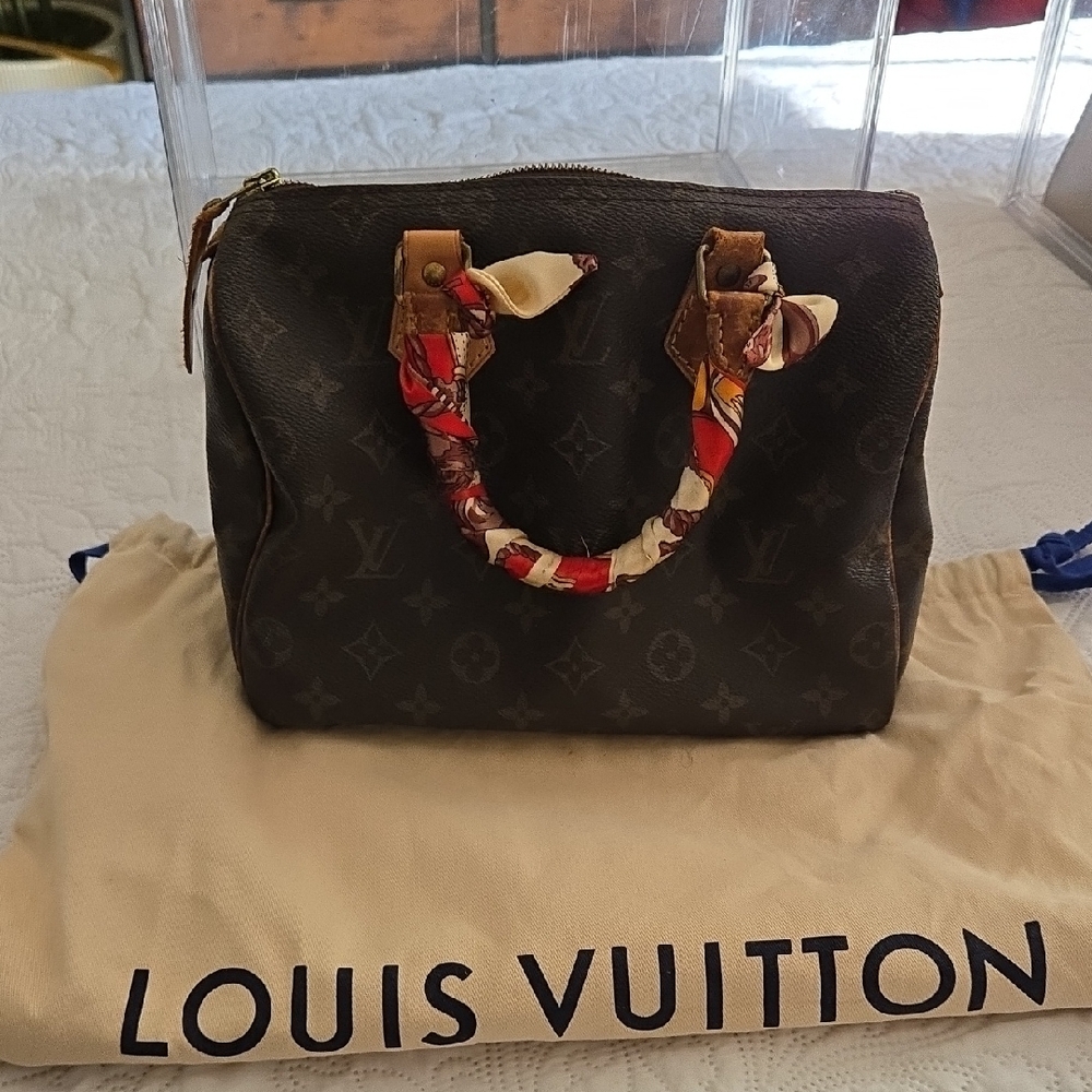 Vintage Louis Vuitton Speedy 25 Monogram Satchel